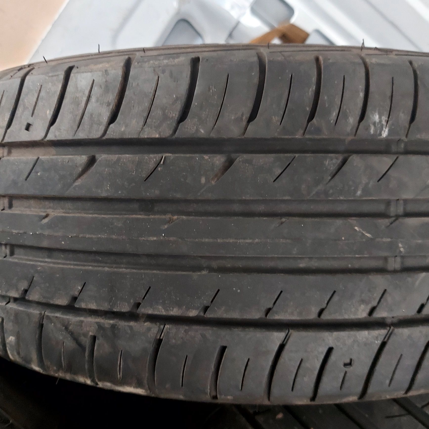 225/60/17"Falken 2бр.гуми дот2021