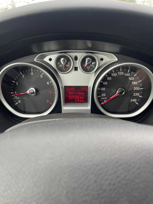 Ford Focus 2010 / 1.6 BENZINA
