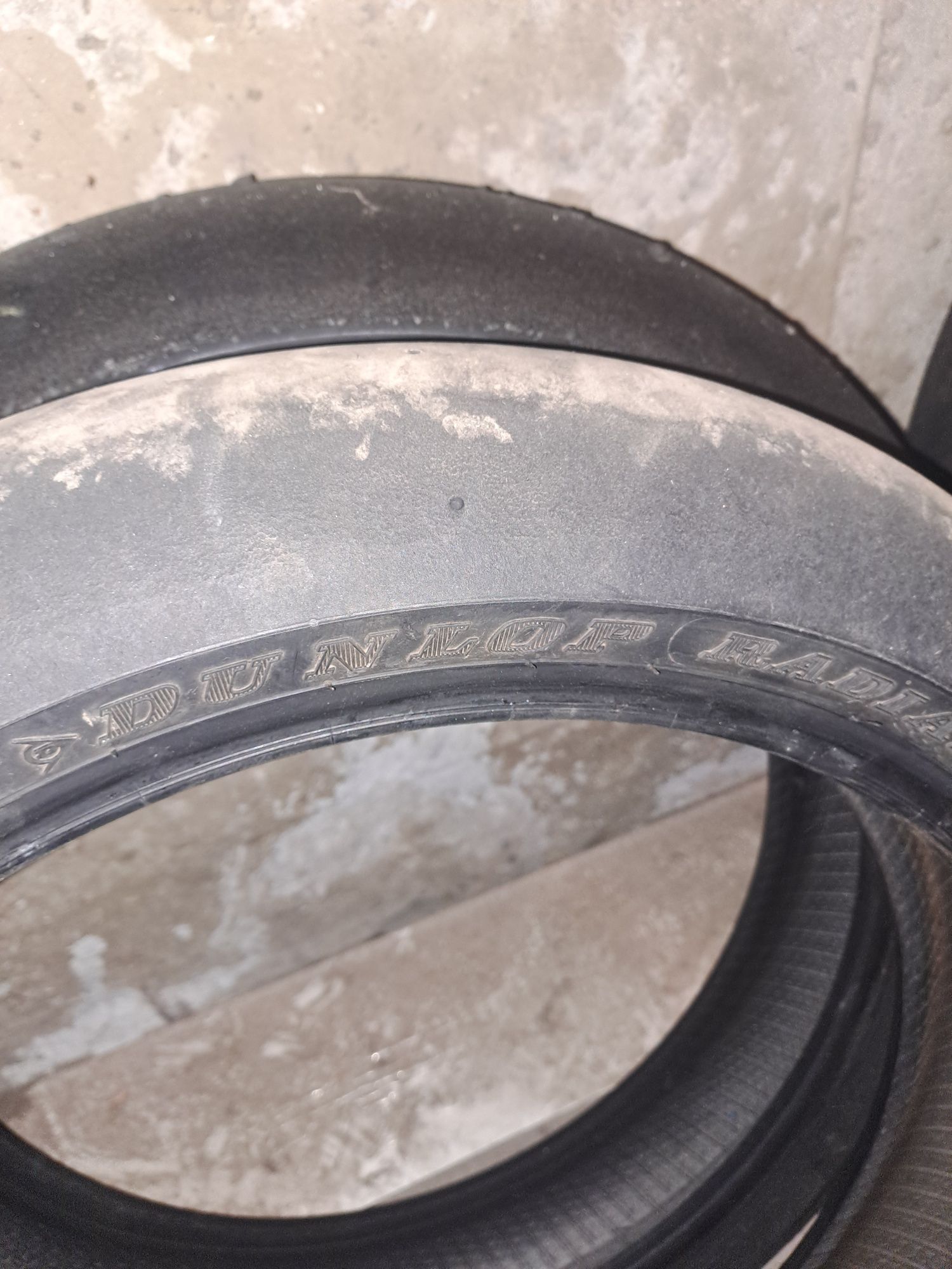 Гуми dunlop kr 2бр.предни 120/70