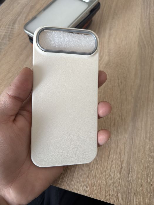 Huse Iphone 17 Air Silicon(piele)