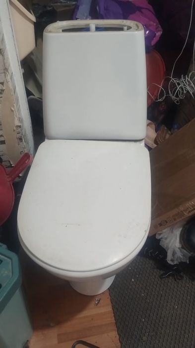 Продам унитаз б/у