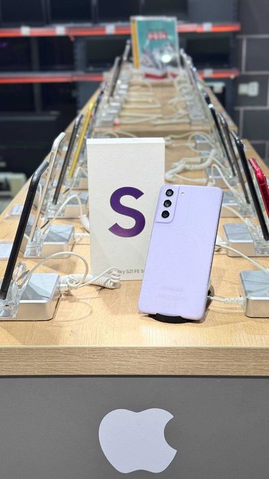 Телефон Samsung Galaxy S21 FE 256gb / Самсунг Галакси С21 ФЕ 256ГБ