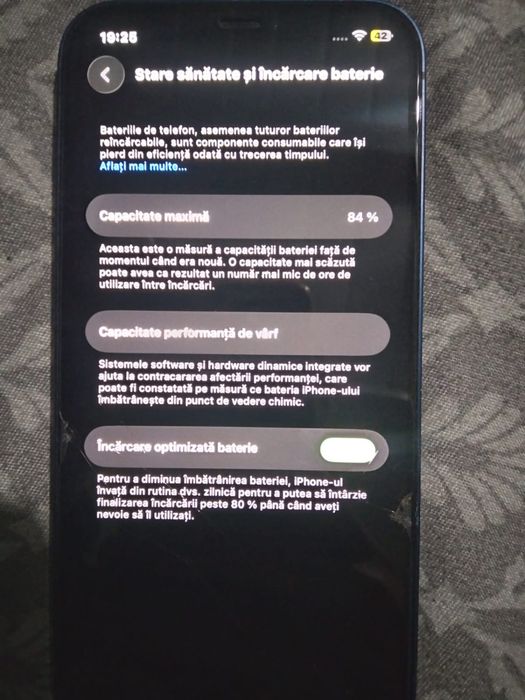 Vând sau schimb iPhone 12 este sparta doar folia inrest impecabil