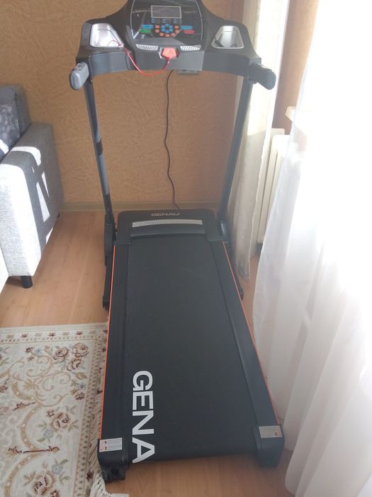 Продам беговую дорожку и массажер для ног Японский