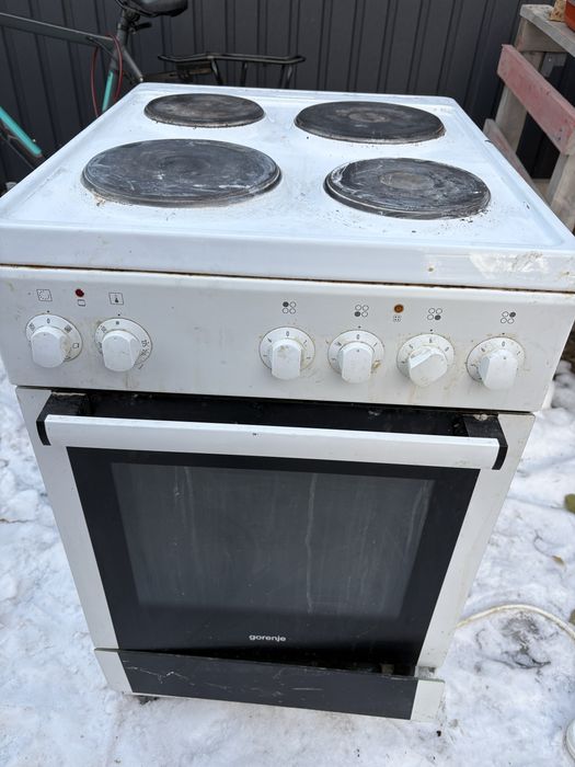 Продам электроплиту