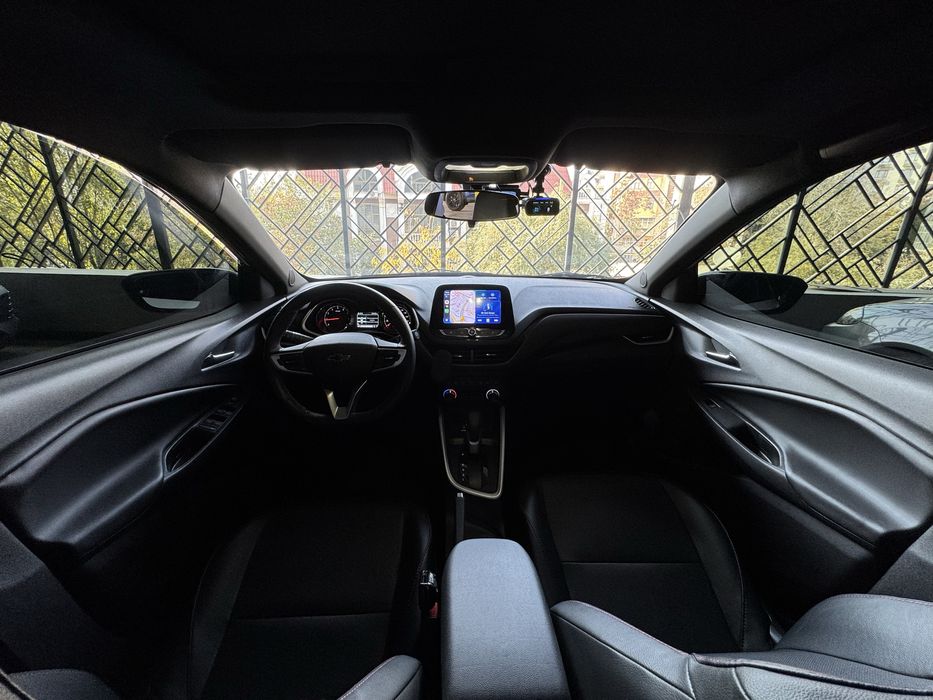 Chevrolet Onix Redline