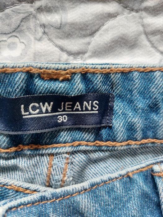 Продам джинсовые брюки.