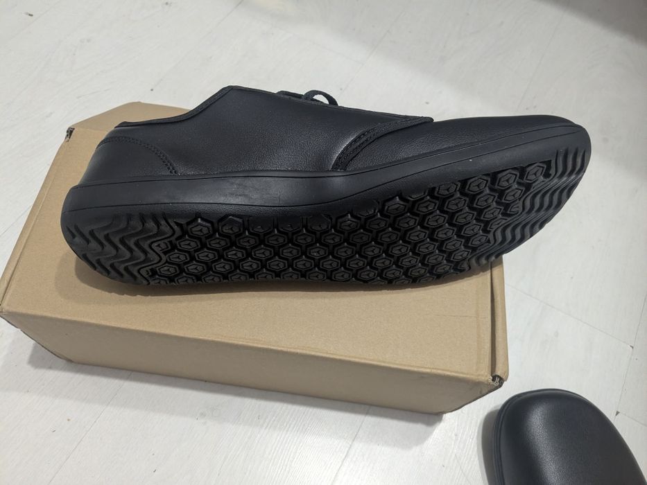 Боси обувки 47 номер