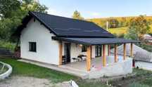 Vand case pe structura metalica