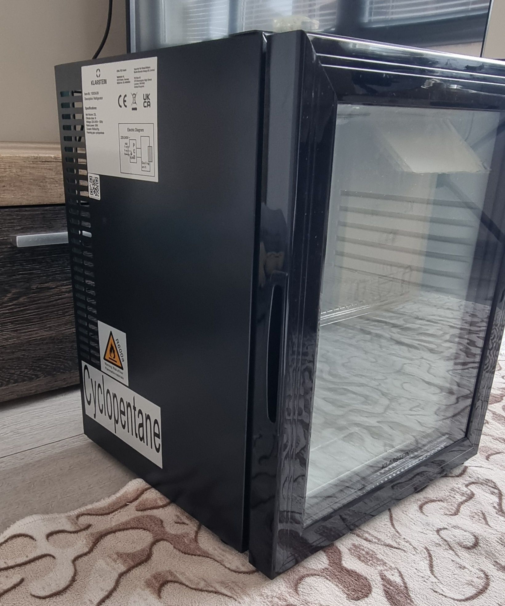 Мини Хладилна витрина 30L Klarstein