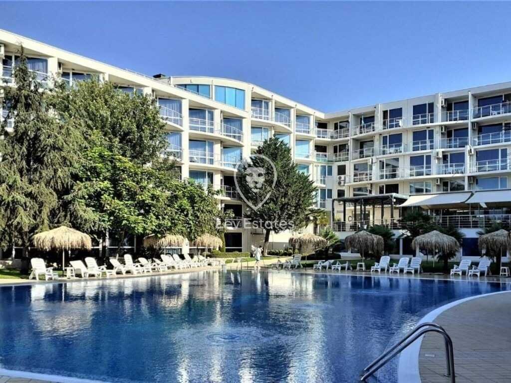 Продава се Двустаен апартамент в Бургас, Сарафово - 63 кв.м за 1302 €/кв.м - Снимка #10