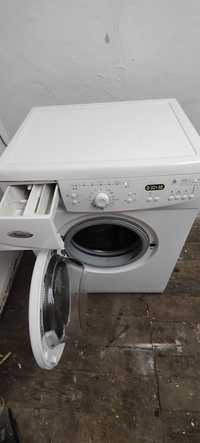 Mașina de spălat Whirlpool 6 kg 1200 rotații
