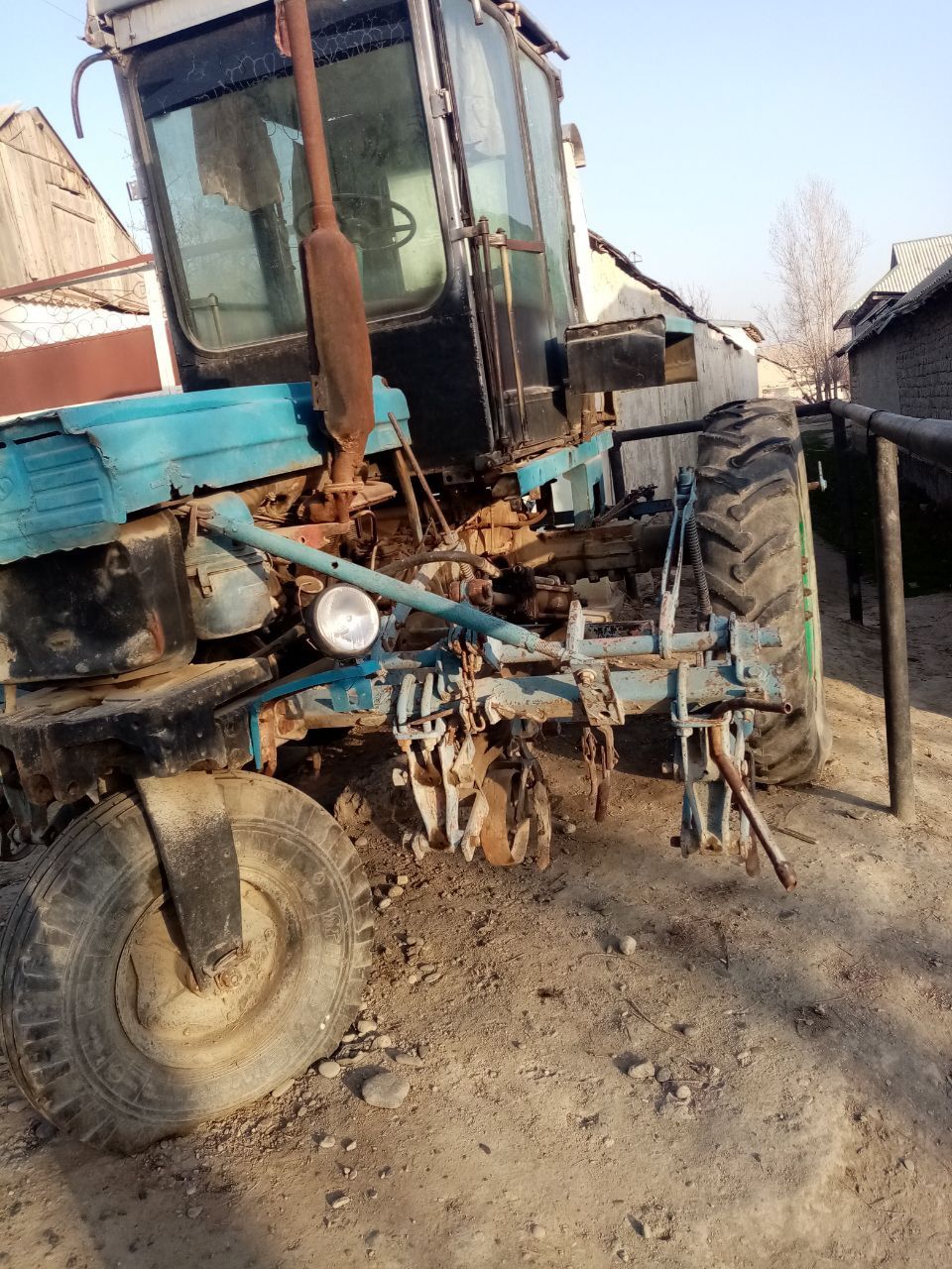 Ассаламу алейкум трактор сотилади 25 миллион
