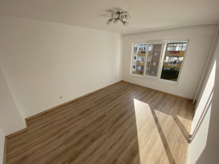 Апартамент в Пазарджик- зад съда