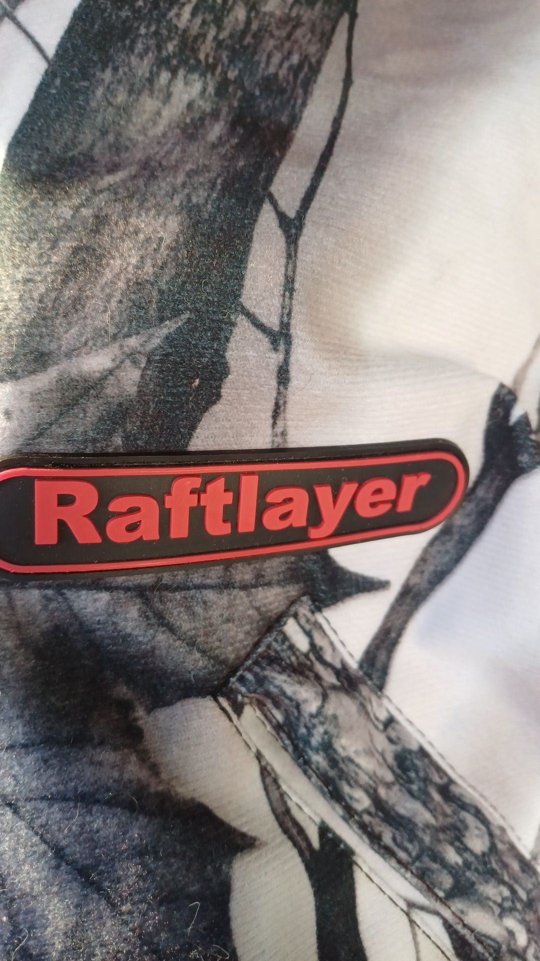 Продам Зимний костюм поплавок Raftlayer.