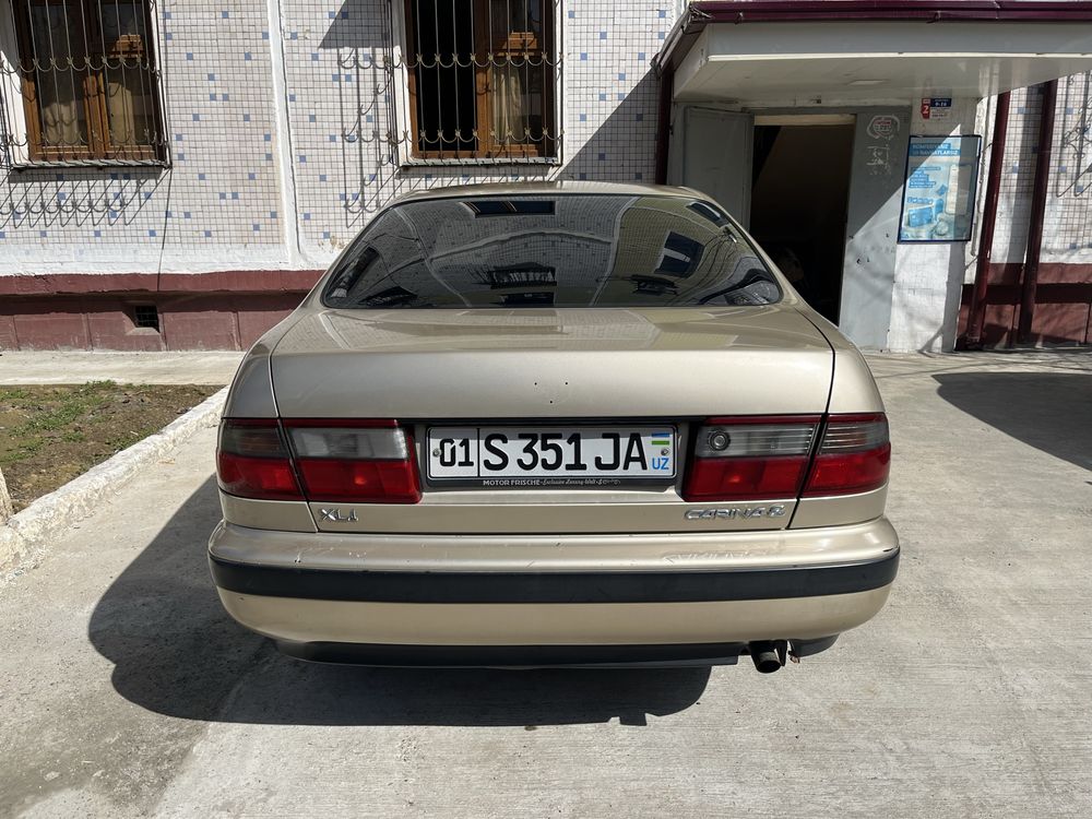 Продается Toyota Carina E