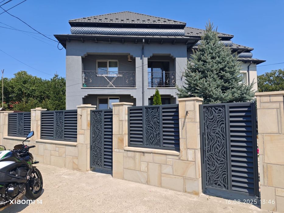 Apartament într-o vilă de vanzare