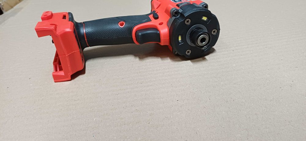 Milwaukee impact m18
