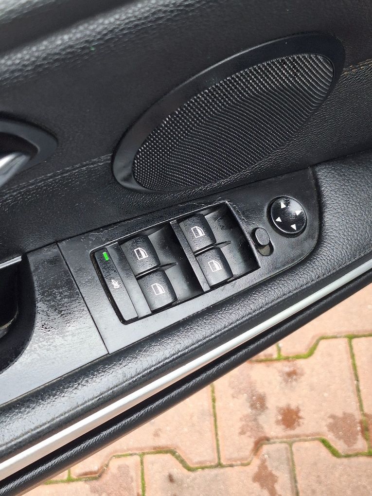 BMW 320 x drive  2.0 d