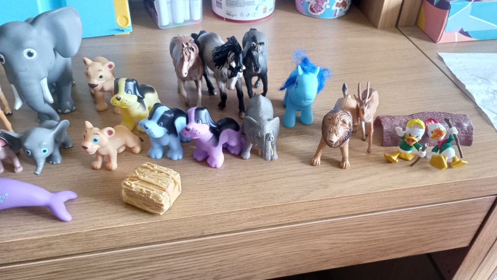 Lot jucării animale, bucătărie, păpuși, mașini, puzzle