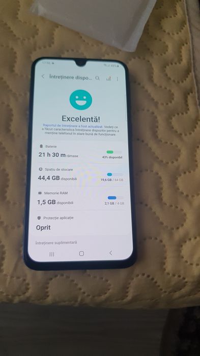 Samsung galaxy A40 blue