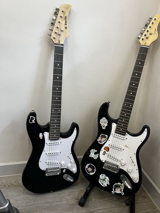 Продаются две электро гитары