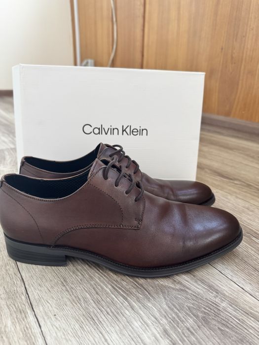 Кожаные оригинальные туфли Calvin klein