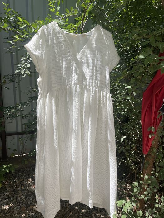 Rochie alba Levi’s vis de vara, ultralejera