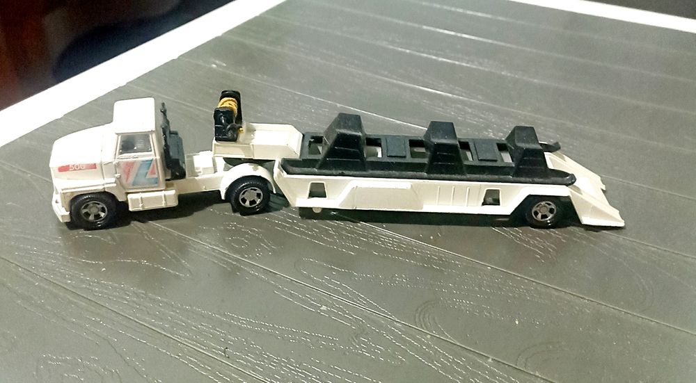 Метална количка  Тир с откачаща платформа  качествена за колекция 40 л