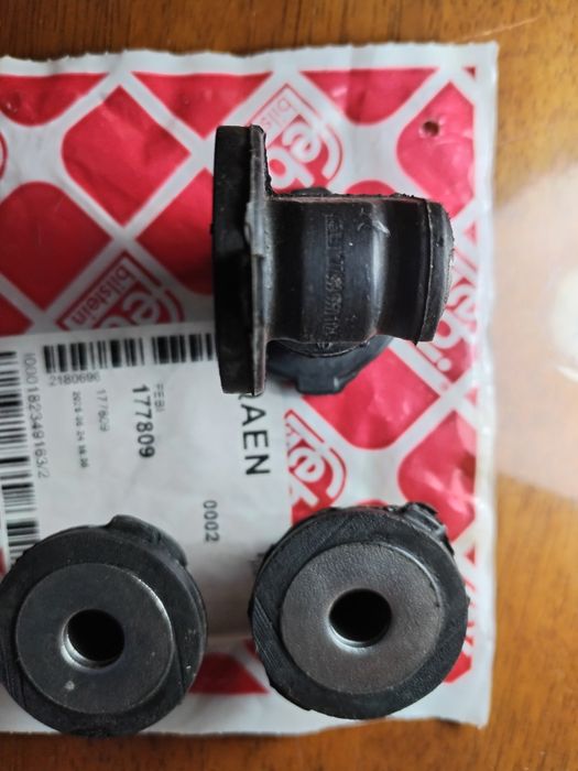 Сайлентблоки в рулевую рейку Мерседес CL, X-164