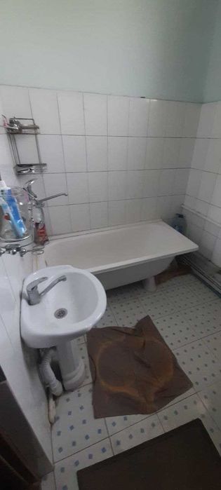 Фарғона шахрида 3 хонали барча жихозлари билан квартира сотилади