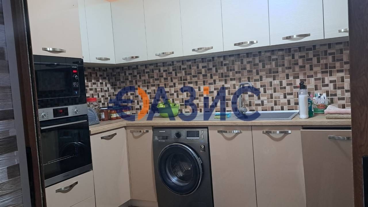 Къща с двор В Меден Рудник, Бургас, с изглед към езерото, РЗП 206 кв.