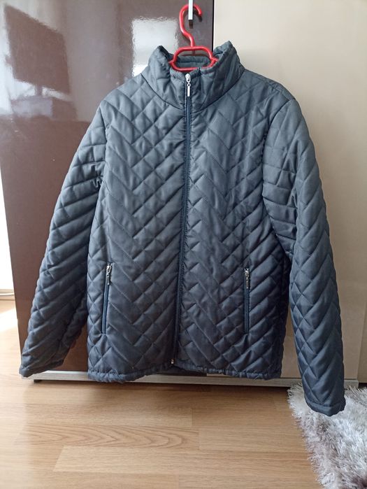 Geaca toamnă, stare impecabilă