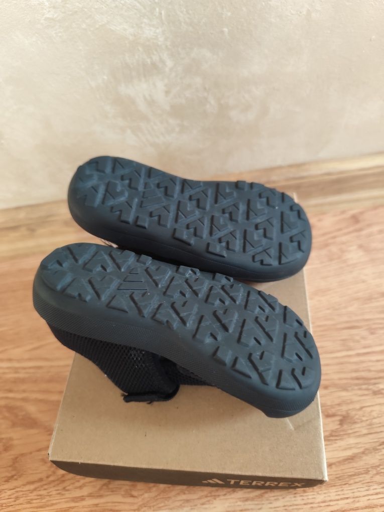 Детски сандали Adidas Terrex