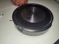 Vand Roomba iRobot j7 + accesorii de schimb