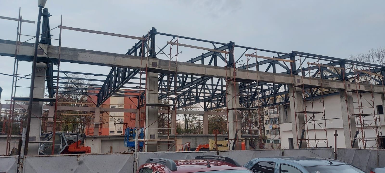 Hale structuri metalice