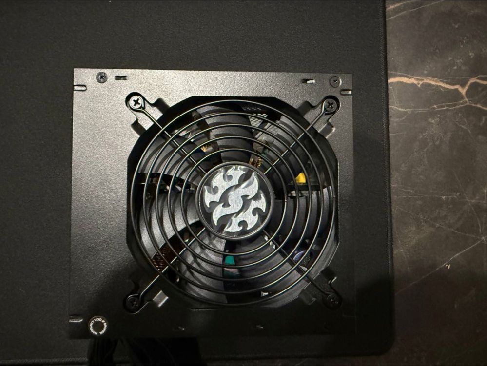 Блок питания 600w Adata XPG Probe