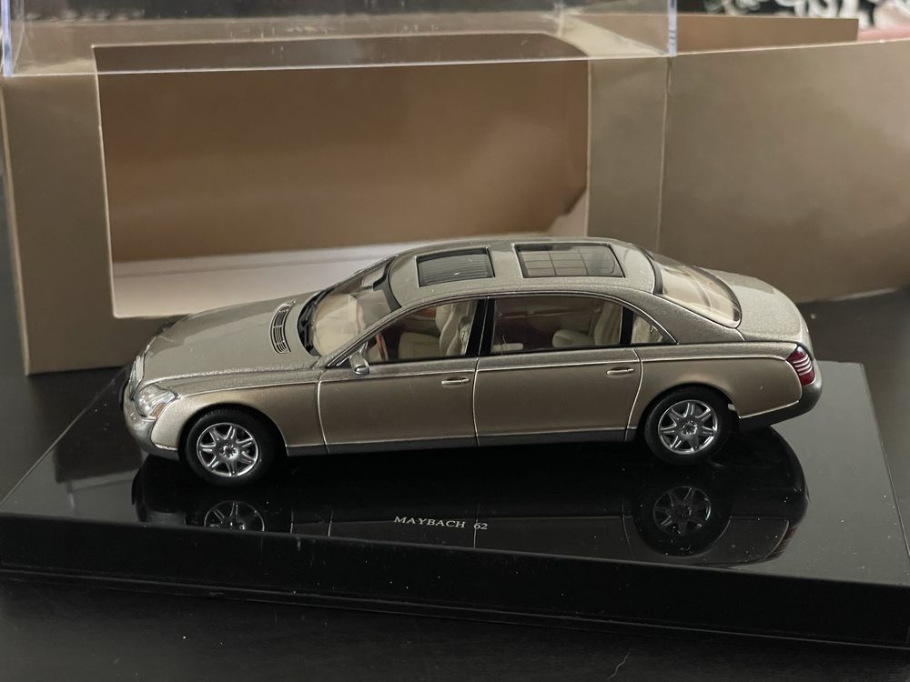 1:43 Maybach 62 - Autoart - метален модел