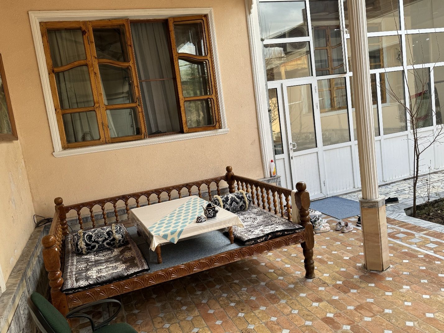 Hostel, Kunlik kvartira,