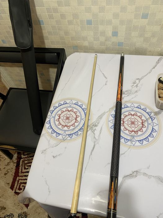 Продается Бильярдный кий