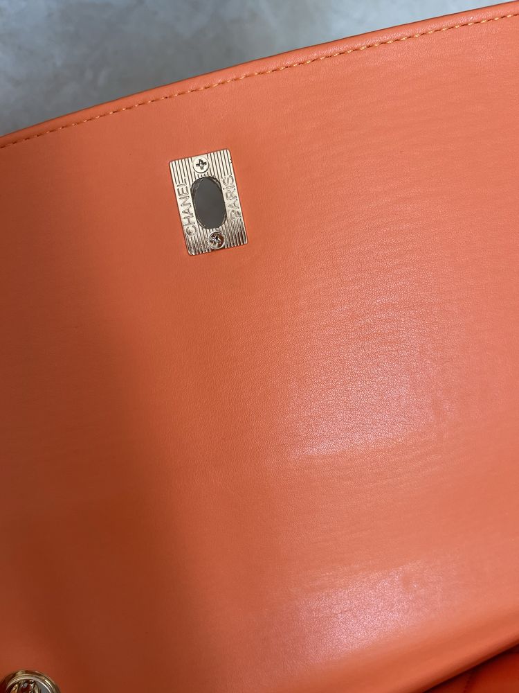 Дамска чанта Chanel Large оранж