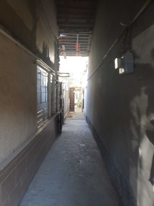 Уй-жой, ховли сотилади