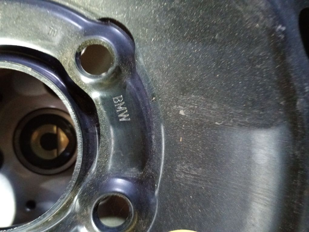 Патерица за BMW 115/90/16 3J 5x120