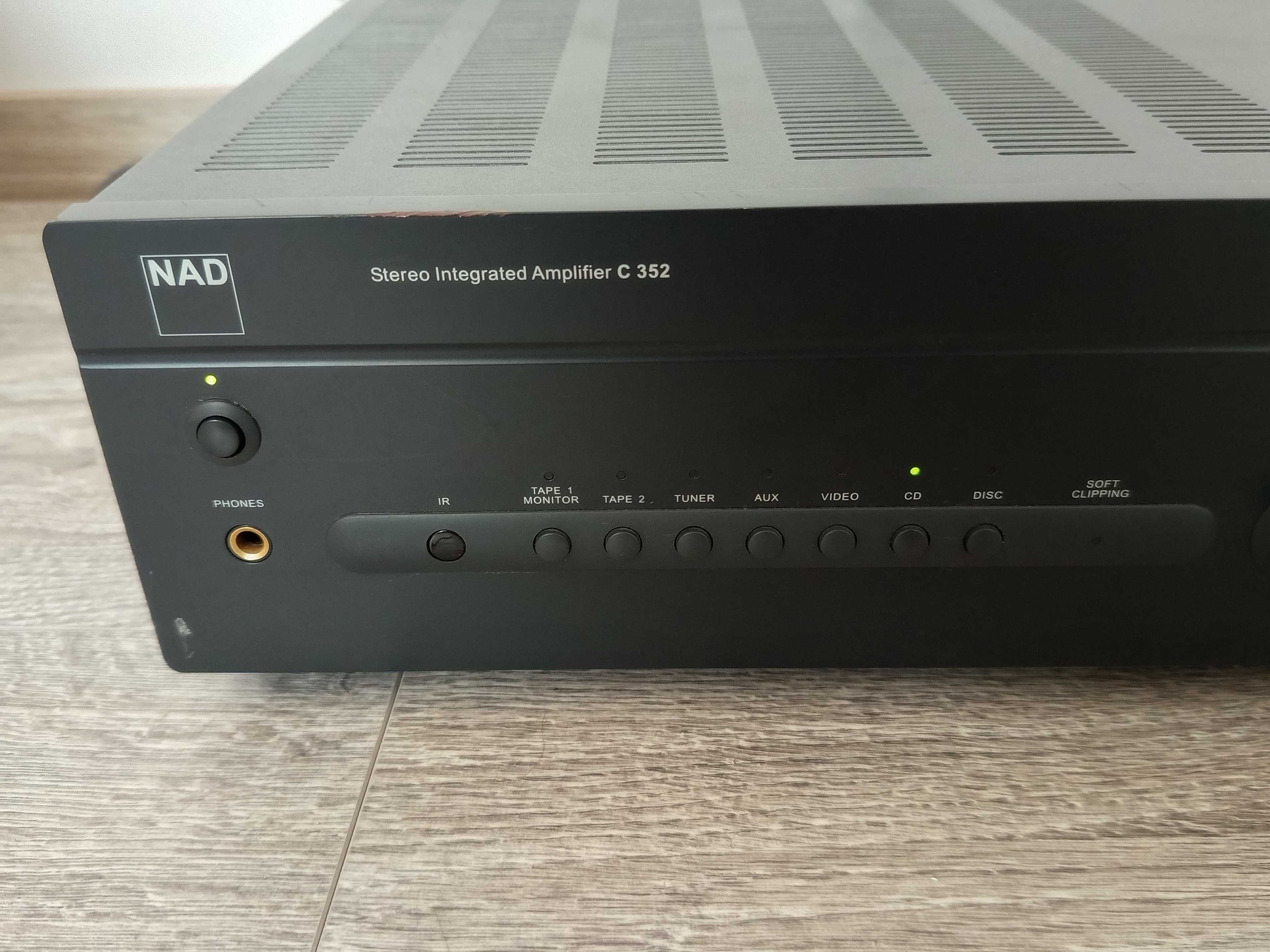 Стерео усилвател NAD C352