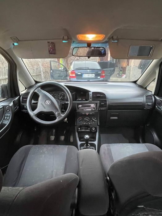 Ope Zafira 1.6 benzină