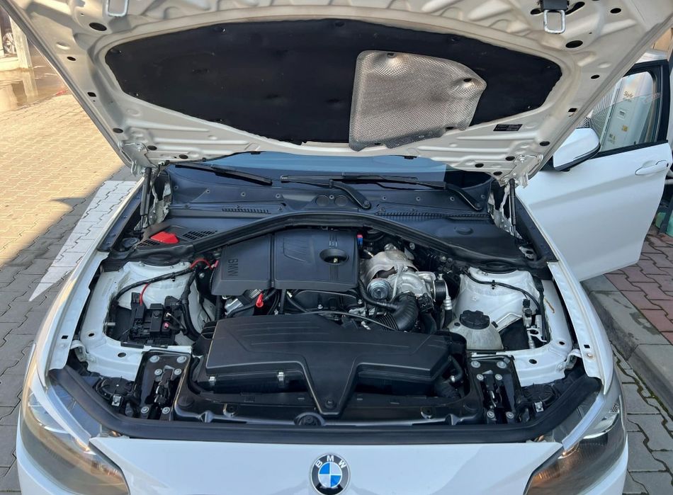 Bmw seria 1 f20 116i sport