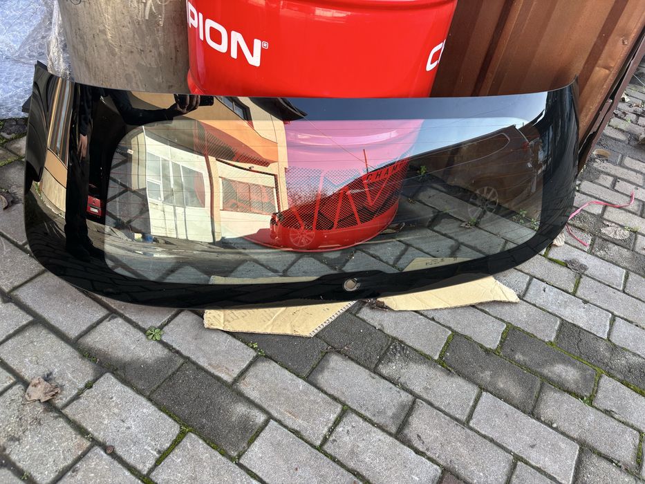 Задно стъкло за пета врата Peugeot 308 T9 2014- комби