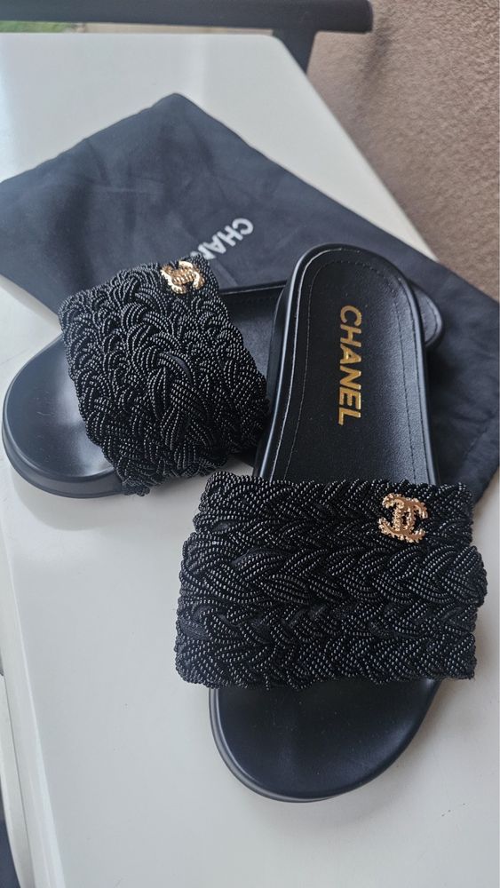 Chanel чехли