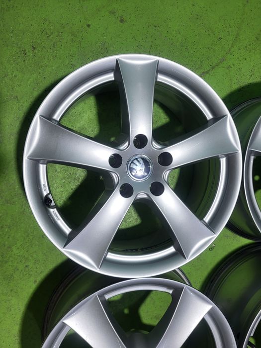17 5x112 Skoda лети джанти 5х112 шкода