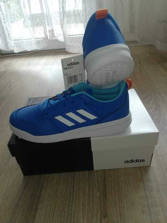 Маратонки Adidas - 38 2/3. Цена -39.90 лв.